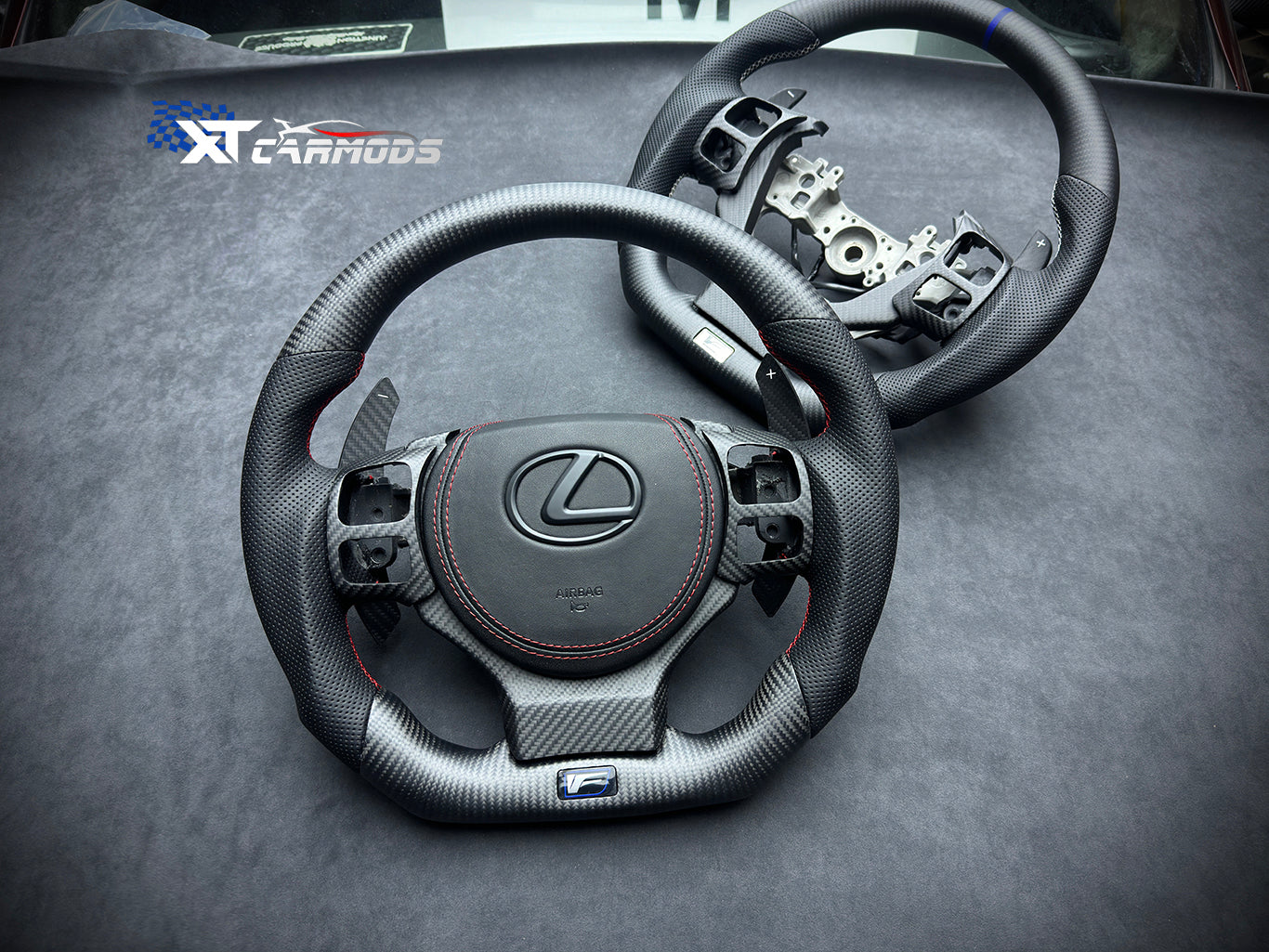 XT-O Matte Carbon-Fiber Steering Wheel for Lexus IS/RC/CT/NX