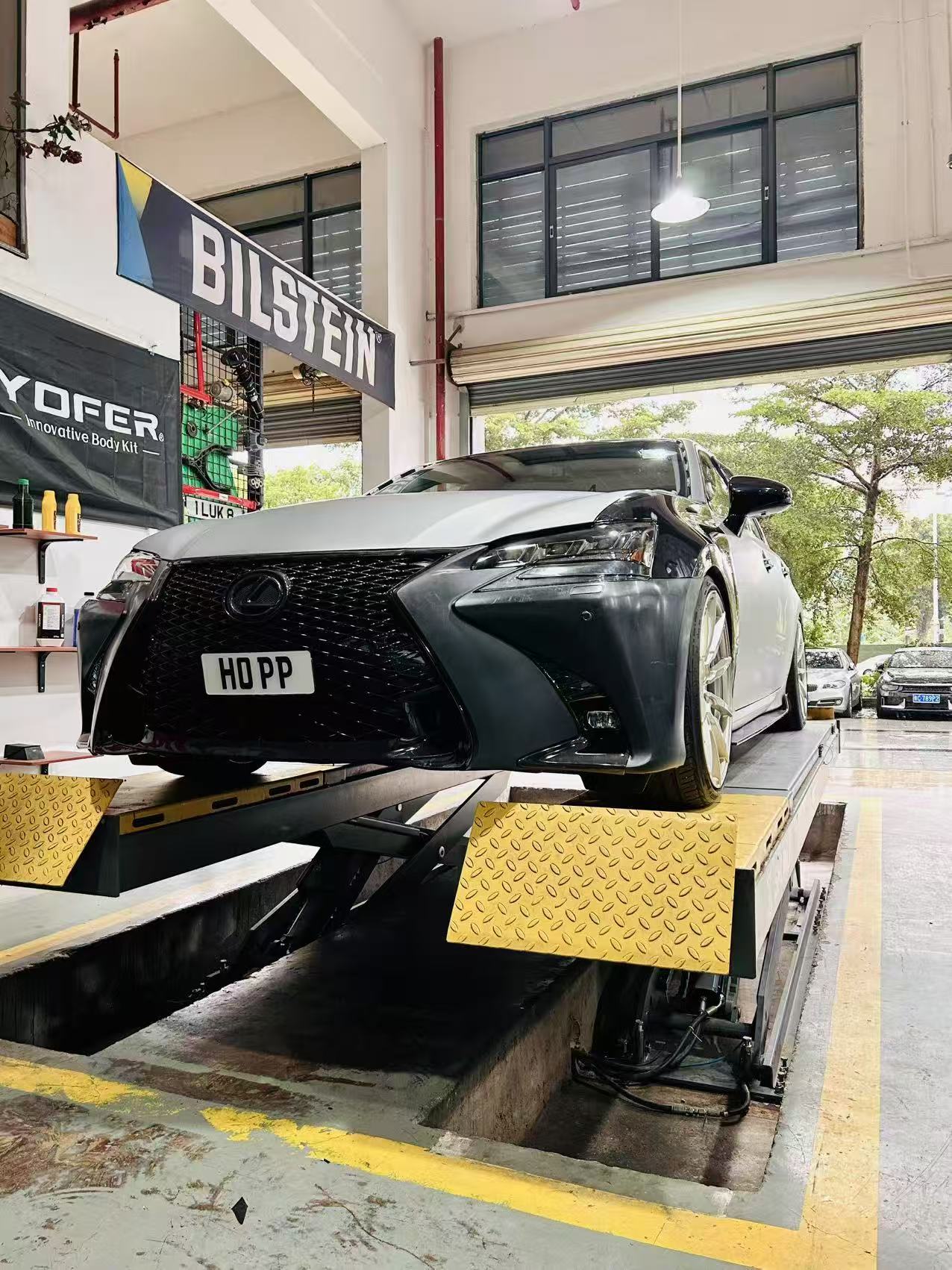 GSF Facelifted Front Bumper for 2006-2012 Lexus GS