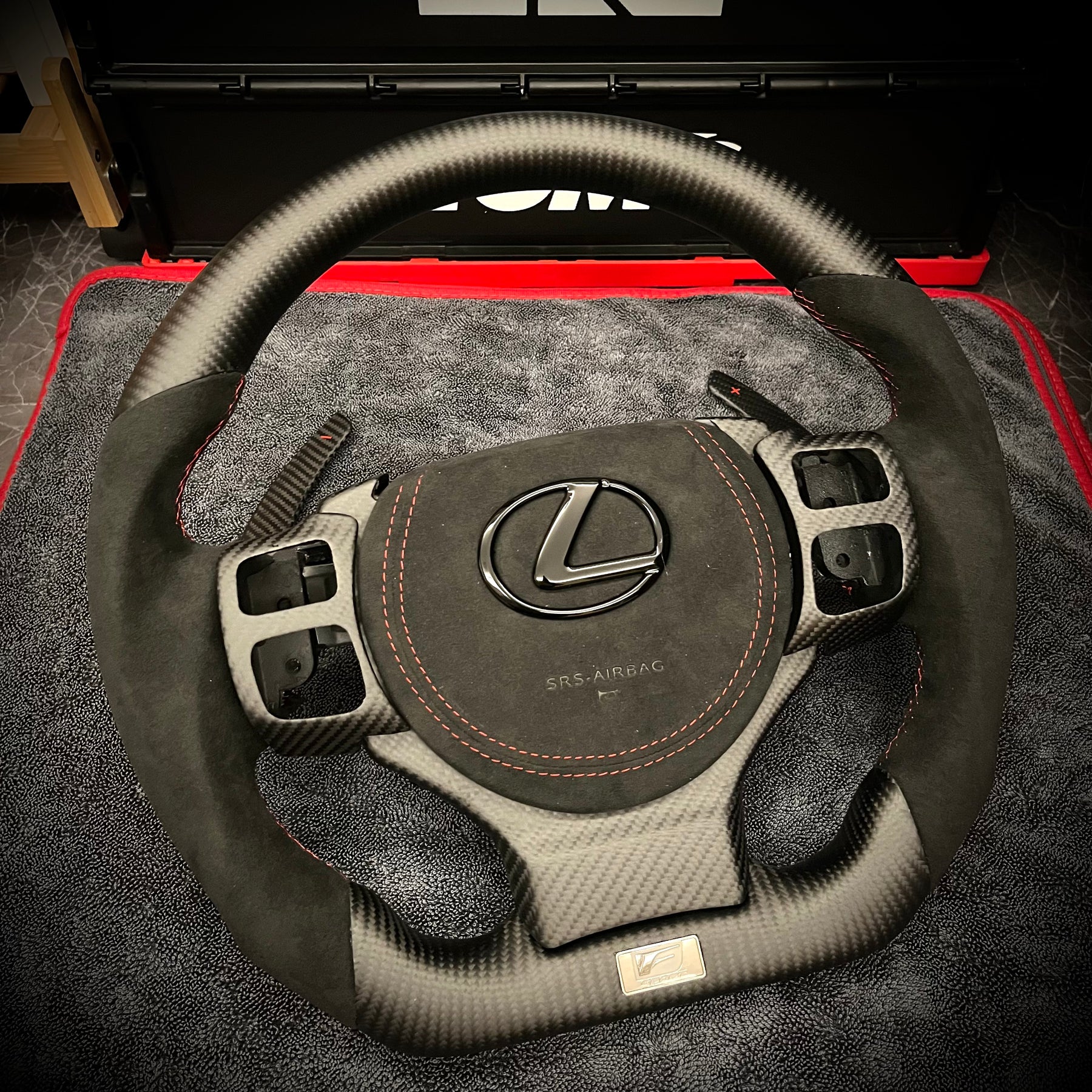 XT-S Matte Carbon-Fiber Steering Wheel for Lexus IS/RC/CT/NX