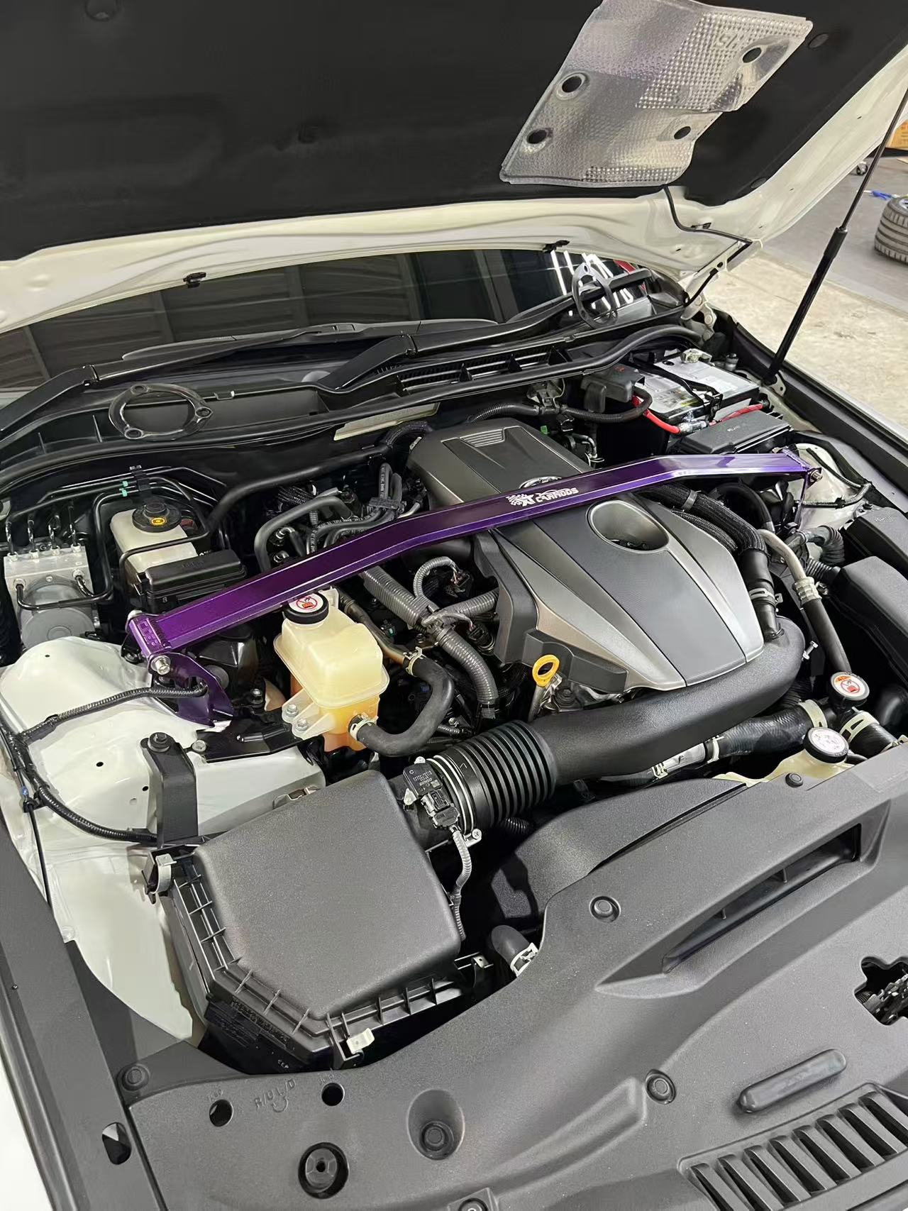 Strut Bar for Lexus IS(2017-2021) with Electronic Dampers