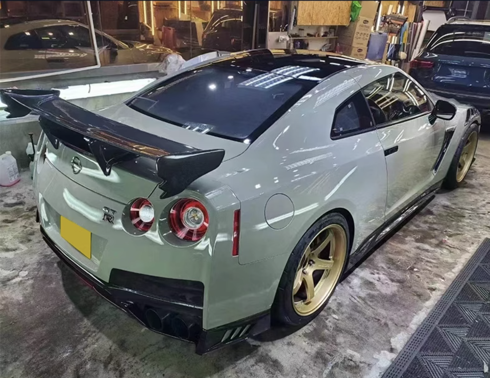Nismo Spoiler for GTR R35