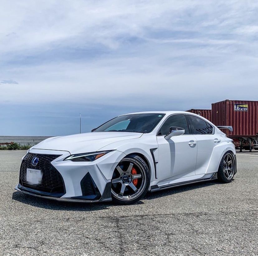 Artisan-style Front Splitter for Lexus IS(2021~)