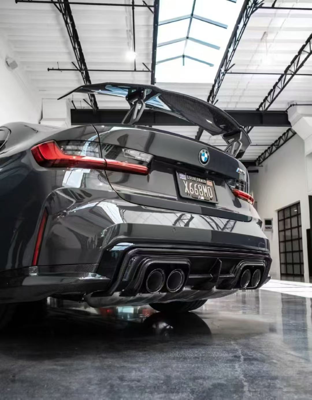 Varis-style Diffuser for BMW M4 G82
