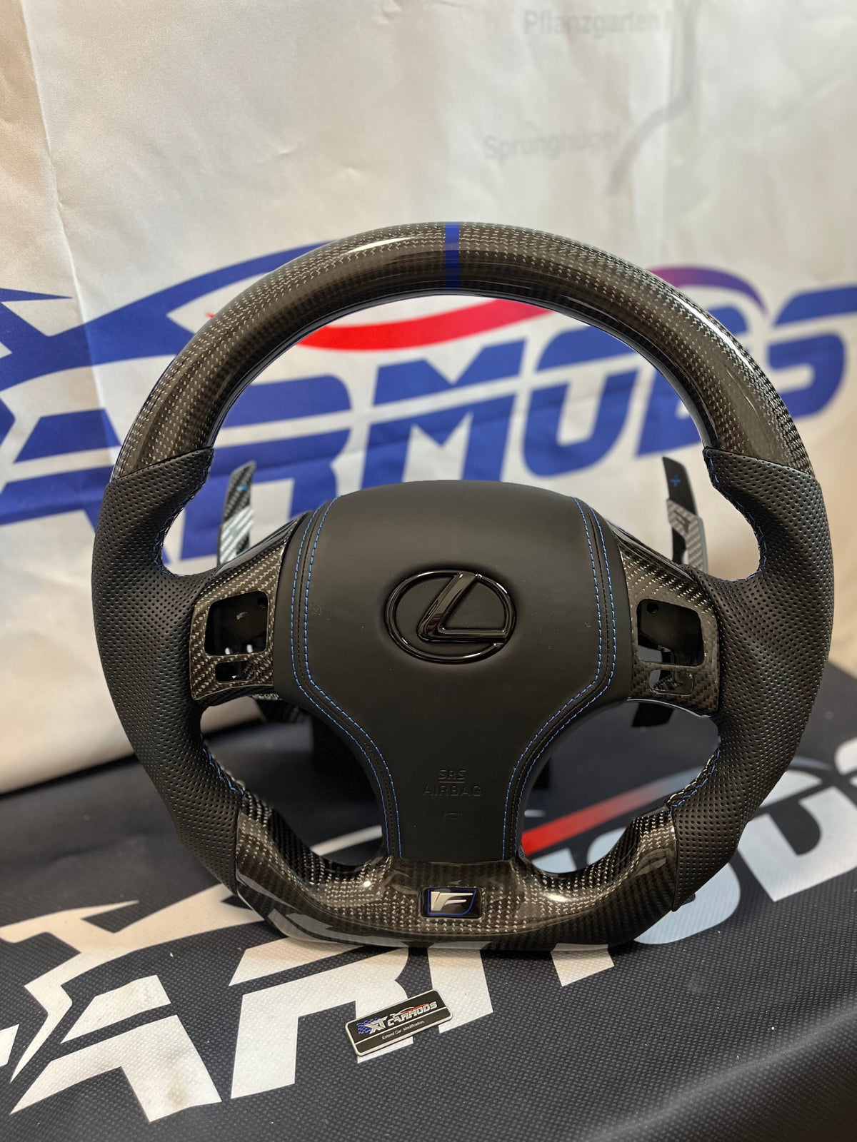 XT-S1 2is carbon fiber wheel