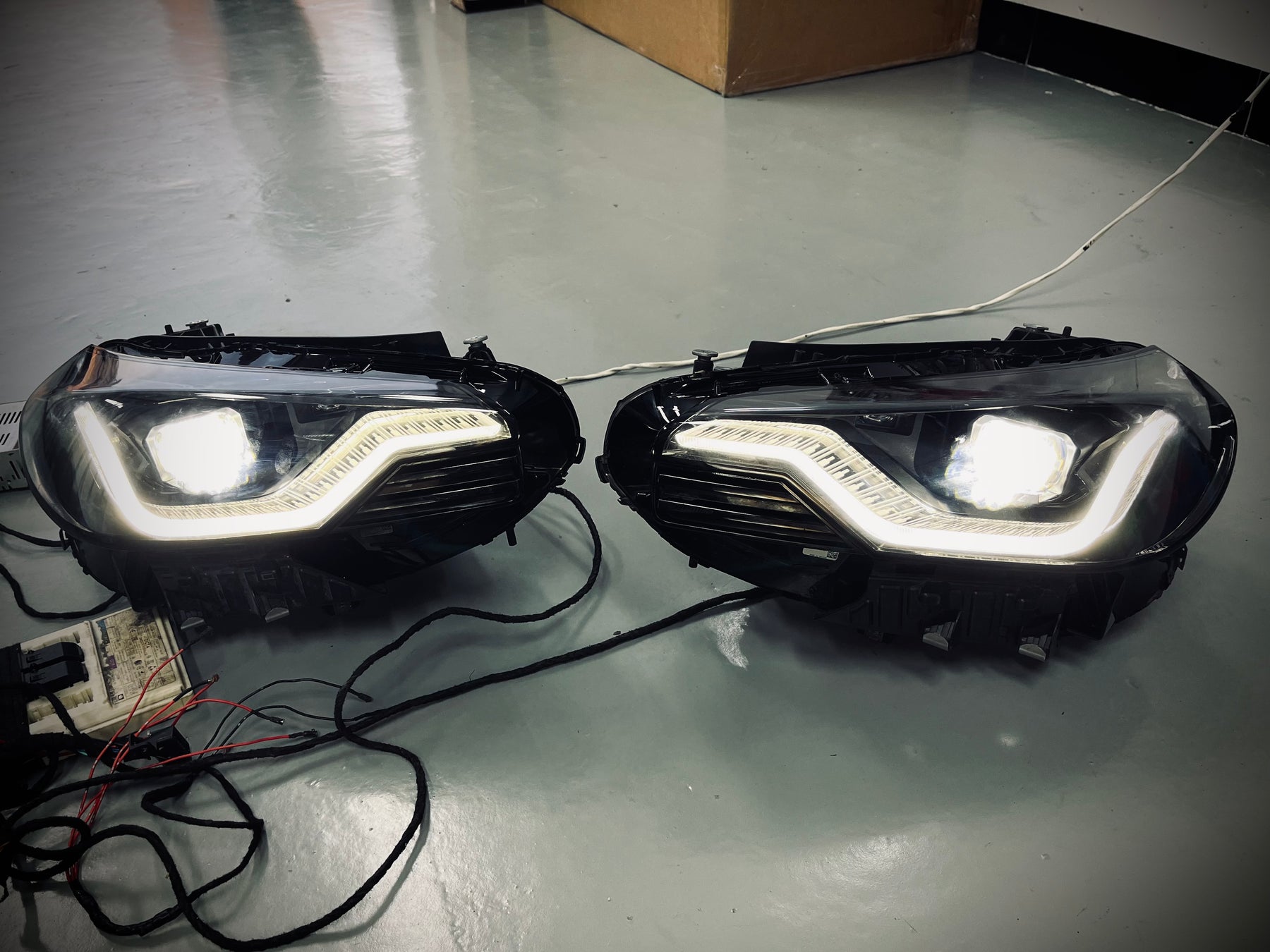 OEM high-end headlights（used) for M2 G87