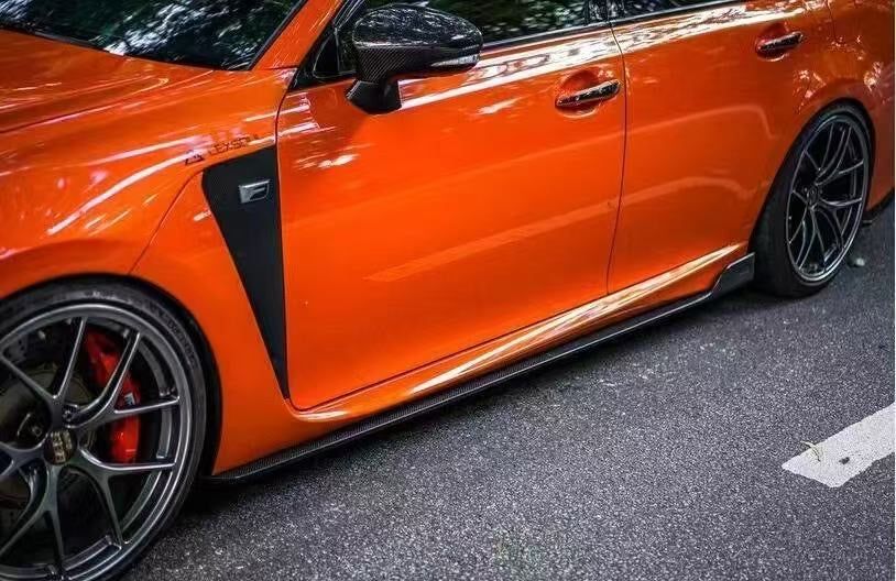 Tom's-style side skirt for Lexus GS