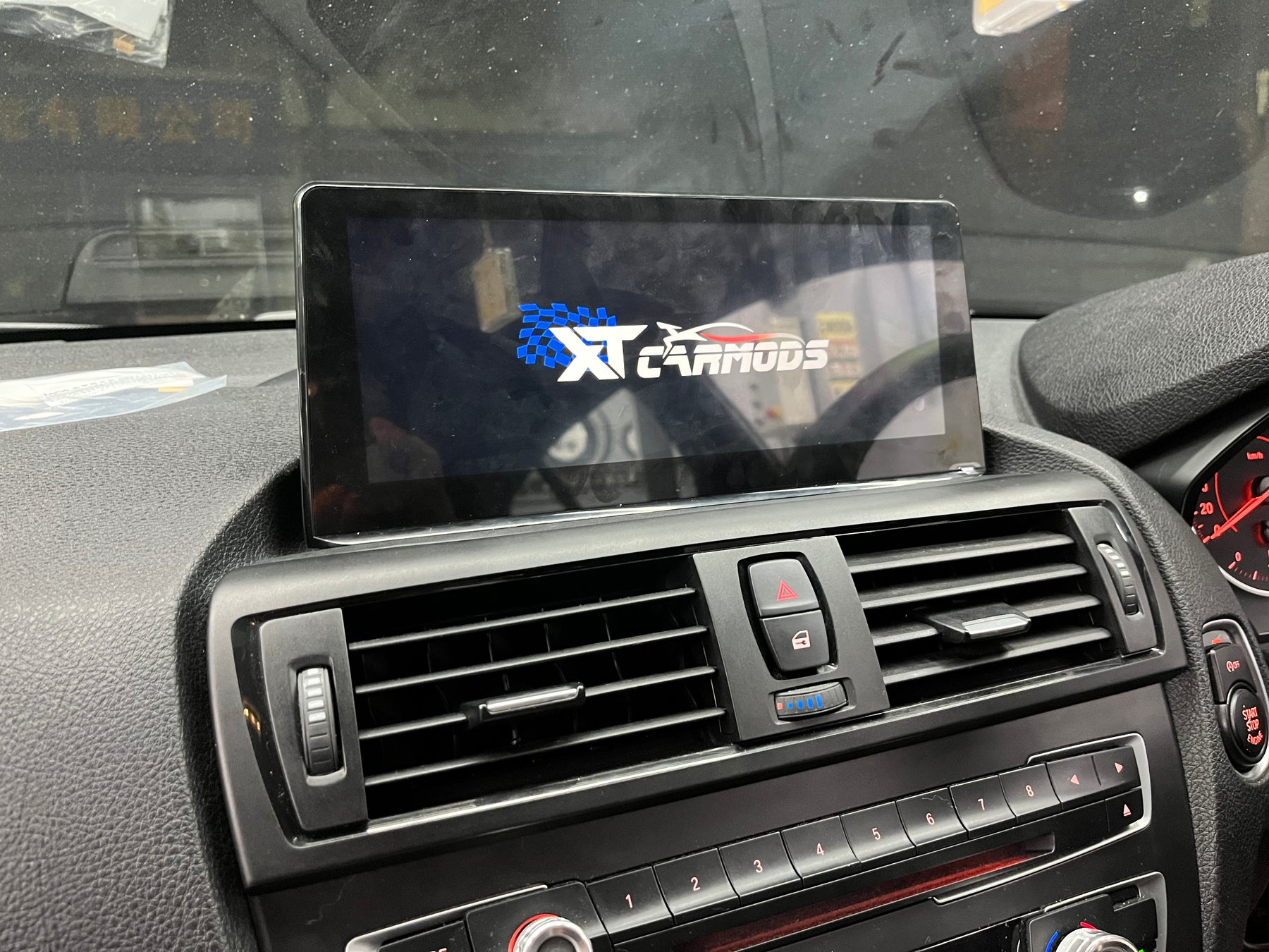 10.25''  upgrade Screen for F20 1 Series
