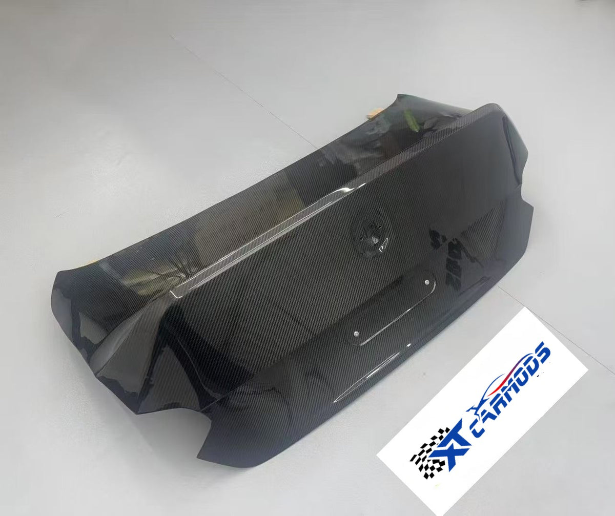 M2CS dry carbon trunk for M2 G87