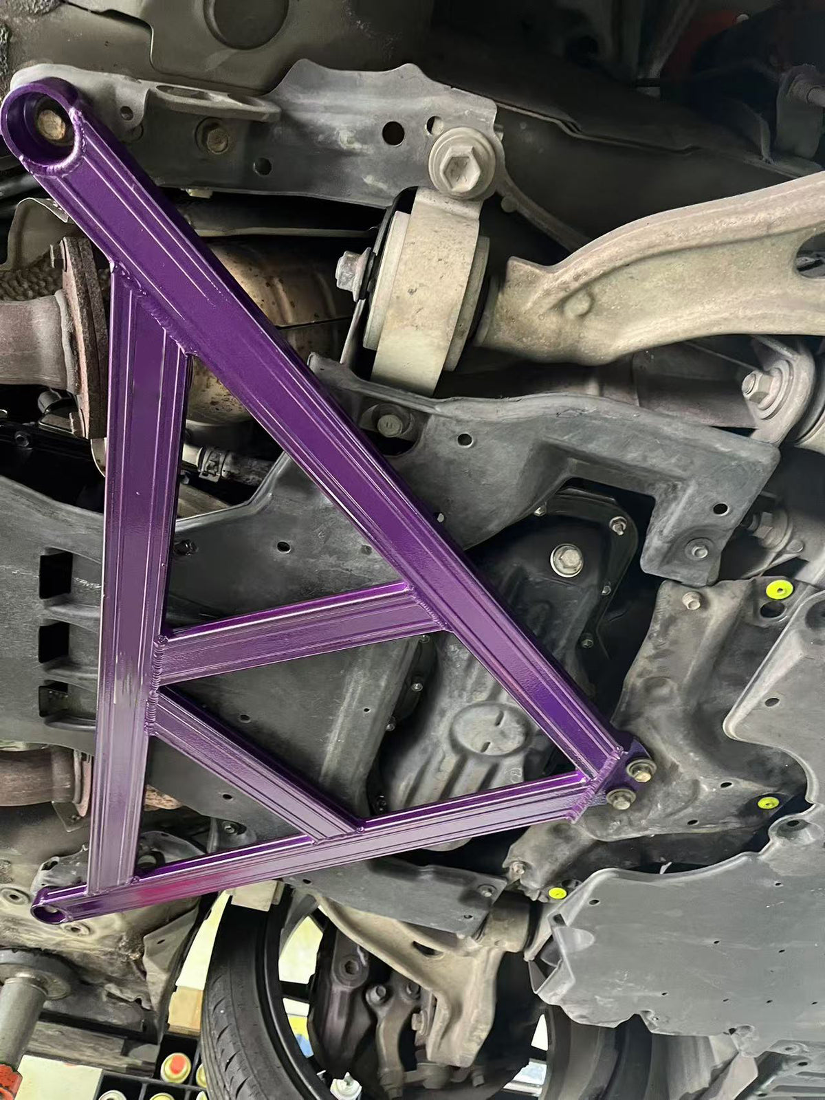 Front lower brace for Lexus GS 2006-2020