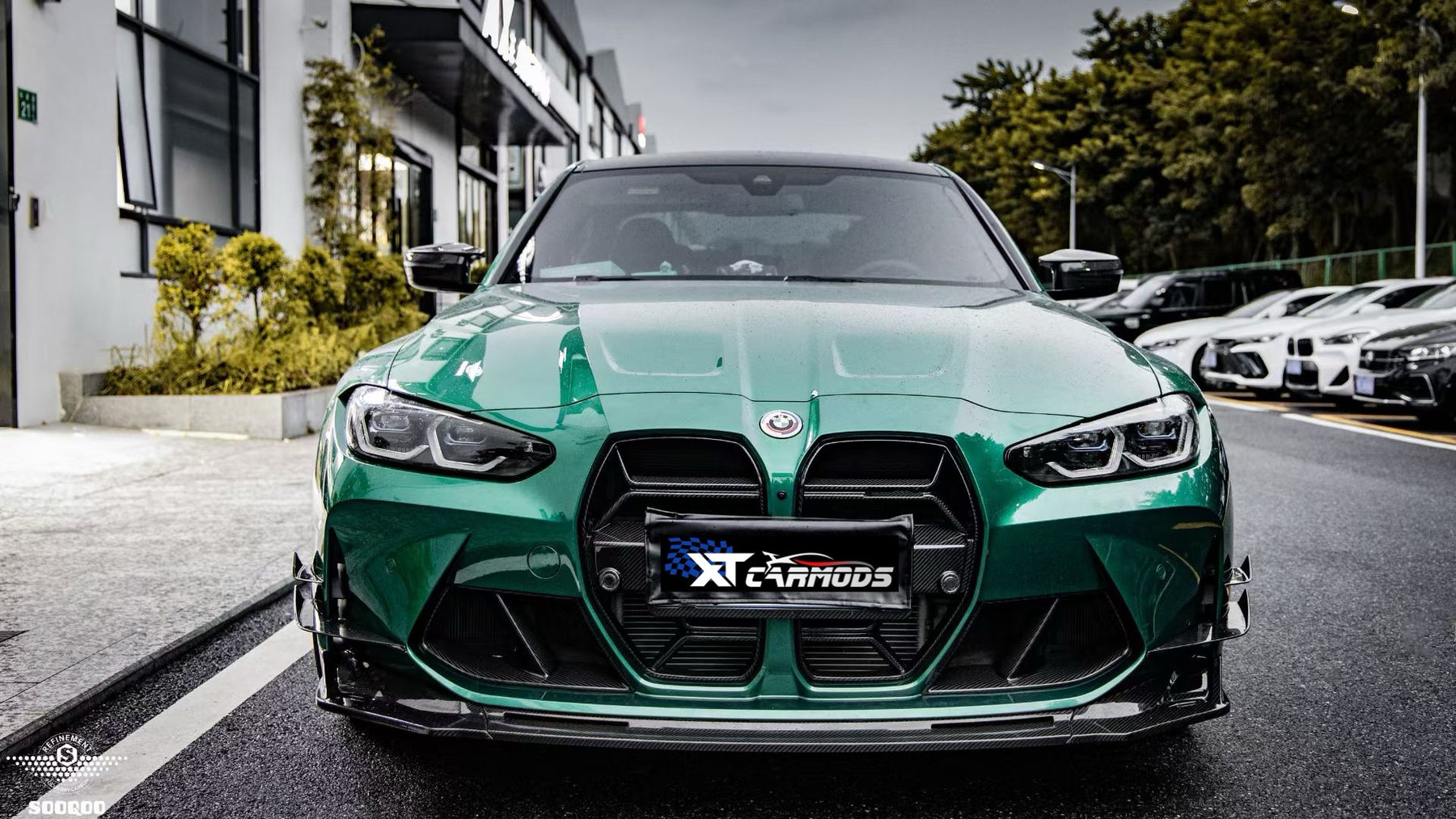 Varis-style front splitter for BMW M4 G82
