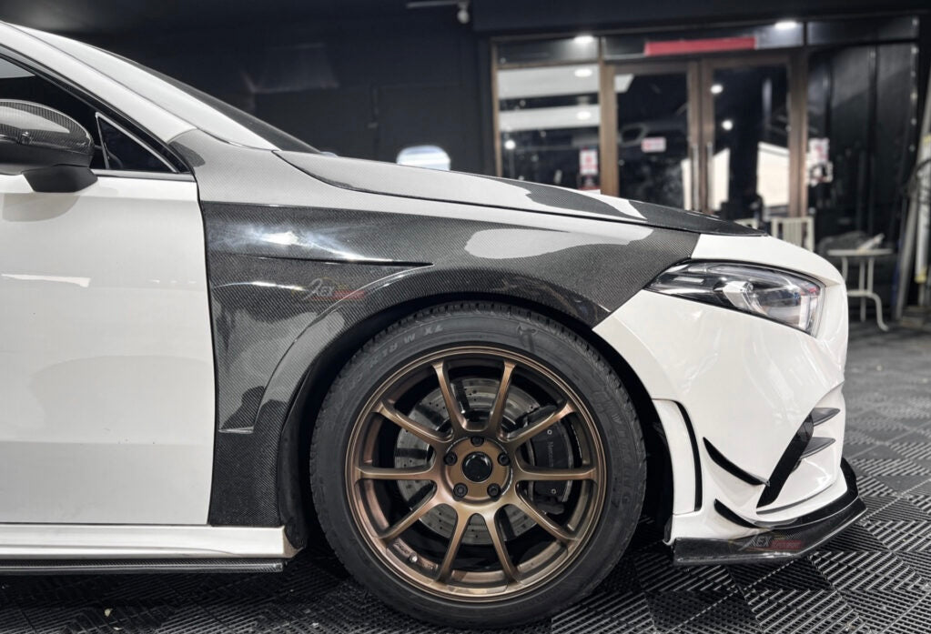 Carbon Fiber Fender for CLA45 AMG