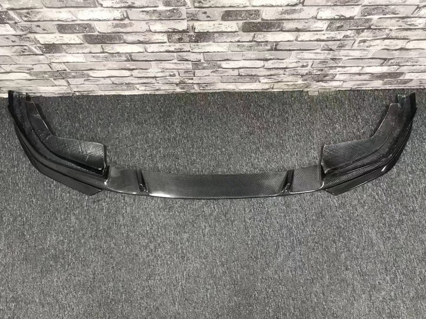 3D-design style front splitter for BMW G20 3 Series